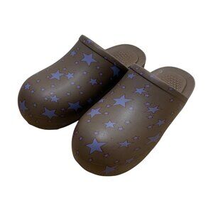Women’s Praying Star Print Rubber Clogs Brown Purple Size 9